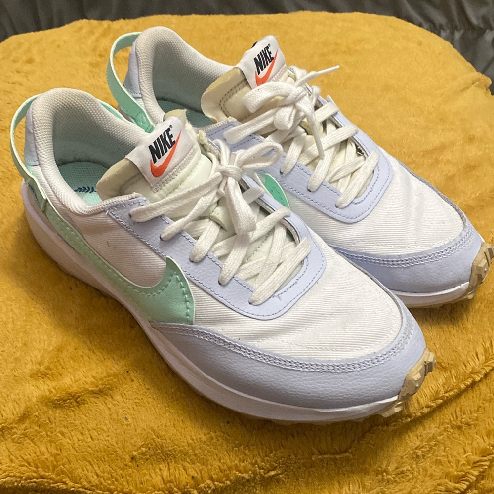Nike shoes